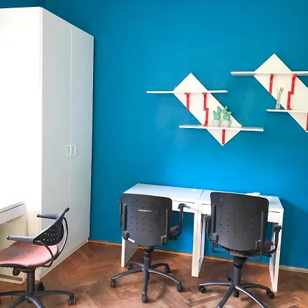 Student House Kazimierzowska Hostal *