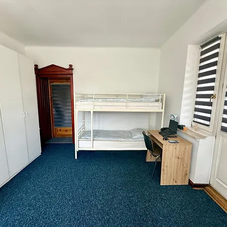 Hostal Student-house Kazimierzowska Varsovia