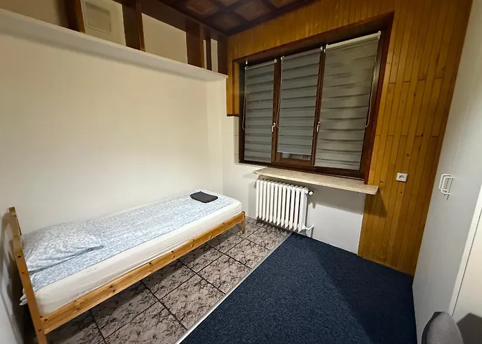 Student-house Kazimierzowska * Варшава